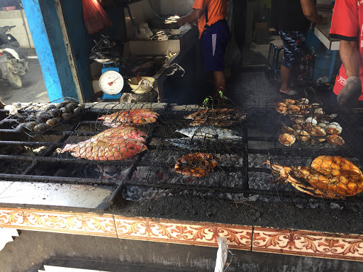 Warung Baruna Bakar Ikan ( Grilled Seafood )