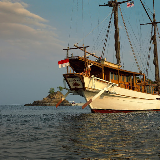 Silolona Sojourns - Luxury Yacht Charters - Indonesia