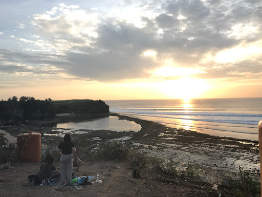 Balangan cliff sunset point
