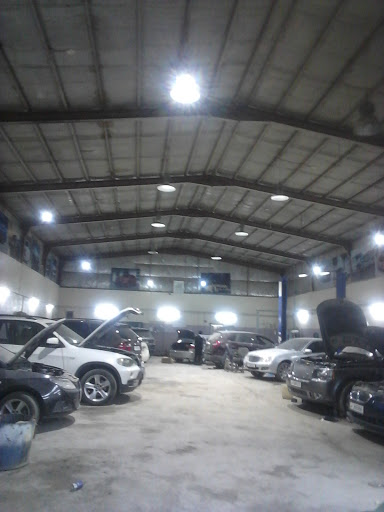 Kayelou Garage Cars