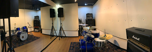 CleveR sound京町店 Cスタジオ レコーディング・音楽教室