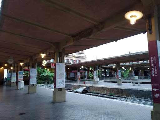 Stazione di Roma Porta San Paolo