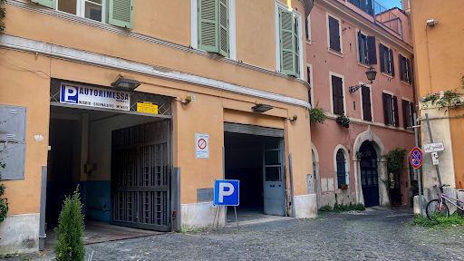Parcheggio Trastevere - Garage custodito H 24 - Isola Tiberina