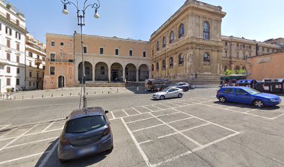 Piazza di San Pietro in Vincoli