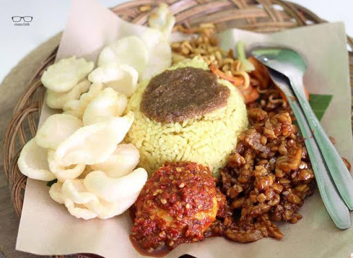 Ayam Totok Sembalun, Nasi Kuning, Seblak Rempah