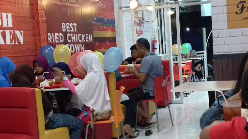 Sakina Chicken & Burger Cipocok