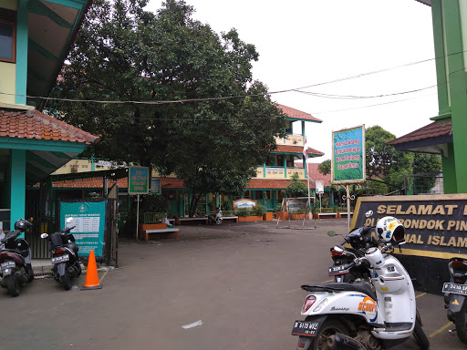 Madrasah Ibtidaiyah Negeri 4 Jakarta