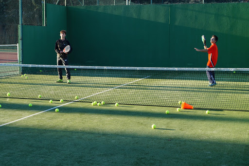 Escuela de Tenis y Padel Parque de Lisboa