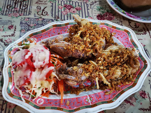Krua Pru Jeh Son Seafood . ครัวพรุเจ๊ะสันซีฟู๊ด