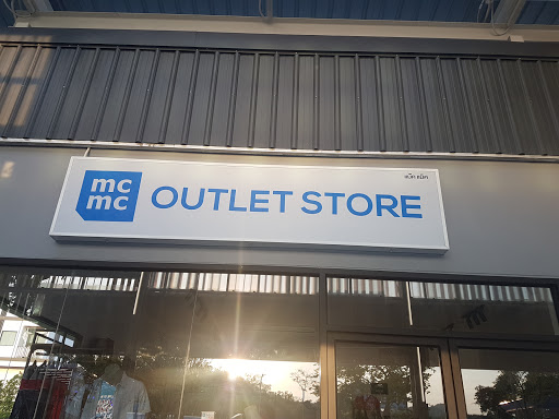 Mc Mc Outlet Store ปตท.สนามบินภูเก็ต