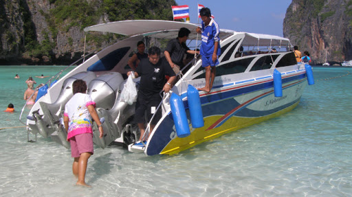 Phuket Speedboat Rental