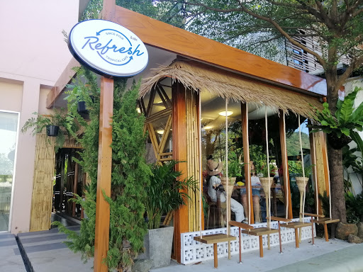 Refresh Tropical Cafe