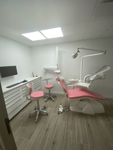 Centre dentaire Saint Tronc 13010