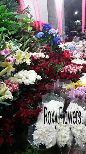 Roxy Flowers