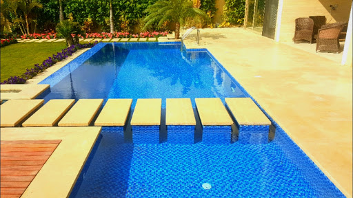 professional pools for water activities شركة حمامات سباحة
