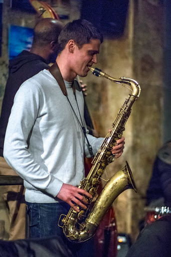 Cours de saxophone - Jonathan PIA