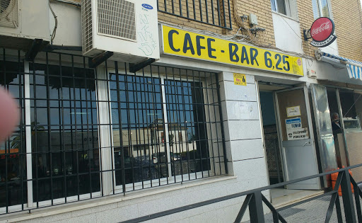 Café bar 6,25