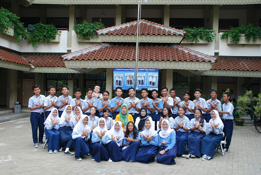 SMP Negeri 238 Jakarta Selatan