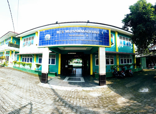 Madrasah Tsanawiyah Muhammadiyah 1 Depok