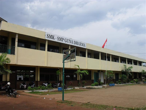 SMK - SMP Guna Dharma