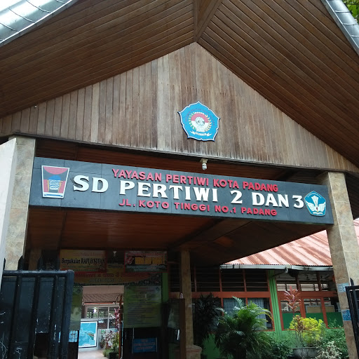 SD Pertiwi 2 Padang