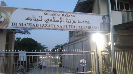 Ma'had Izzatuna Putri Palembang