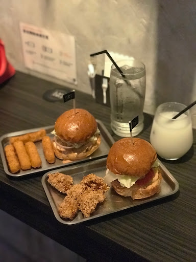 TakeOut Burger&Cafe 通化店