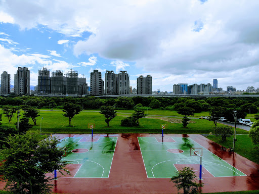 華中籃球場