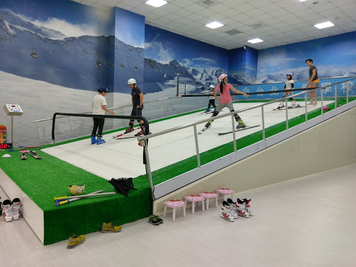 台北滑雪學校