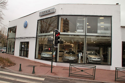 Volkswagen Le Plessis-Robinson STNA