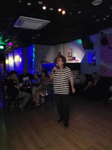 Karaoke La la - ruzafa