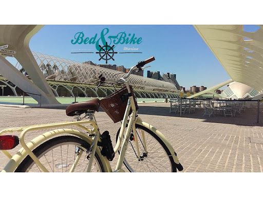 Bed & Bike Marina