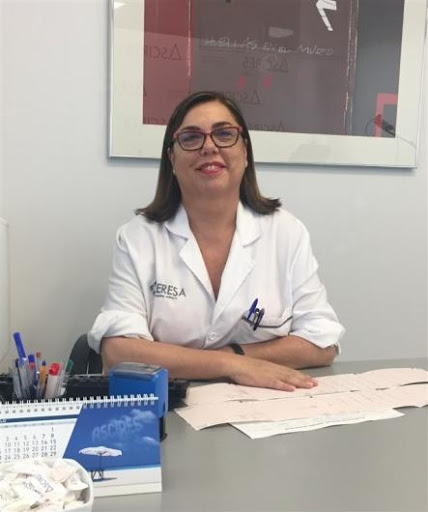 Amparo Aguilar llopis, Cardiólogo