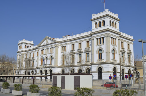 Administración de Aduanas e Impuestos Especiales de Valencia-marítima