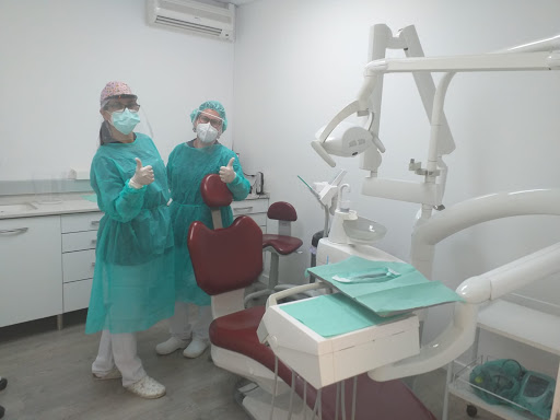 Clínica Dental Inés Iranzo en Valencia | zona Campanar frente Hipercor