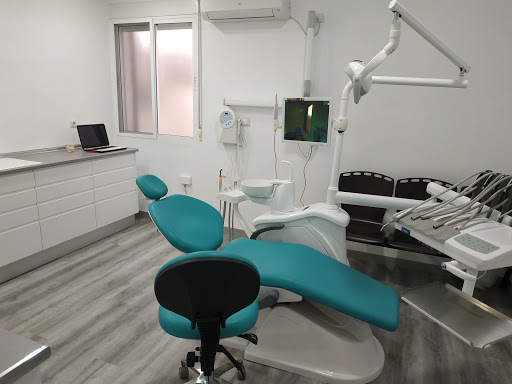 Clínica Mahiques | Dentista 24h Alameda Valencia - Clinica dental