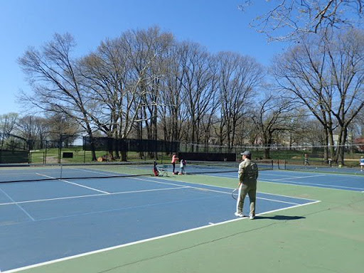 Silver Lake Tennis Courts