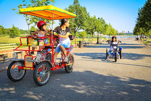 Wheel Fun Rentals | Flushing Meadows Corona Park on North Meadow Lake