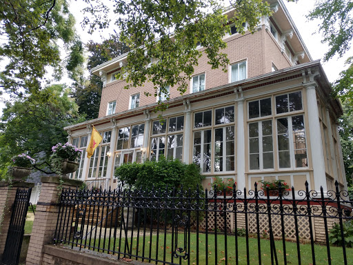 Akwaaba Mansion