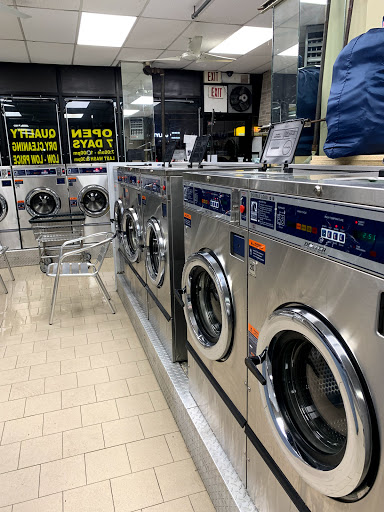 Ditmars & 37th laundry