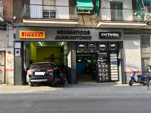 Neumáticos Juan Antonio de la Cruz
