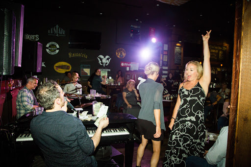SHAKE RATTLE & ROLL Dueling Pianos