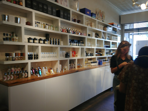 Twisted Lily - Fragrance Boutique and Apothecary