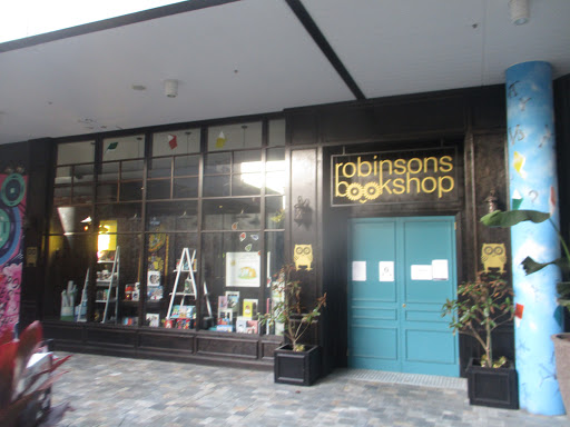 Robinsons Bookshop Plenty Valley