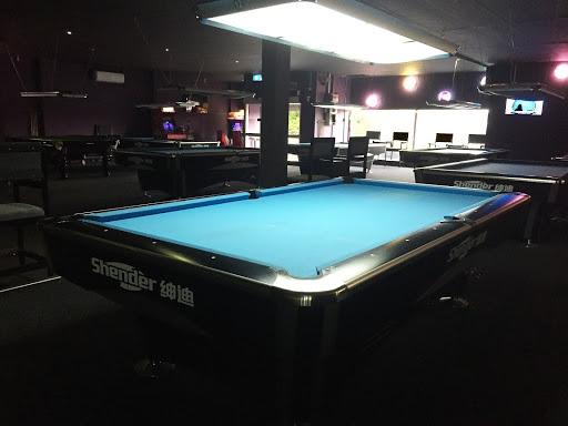 Hit Billiards and Pool Bar - Darts, Beers - 墨尔本台球厅