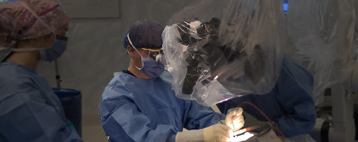 Dr Ales Aliashkevich, miNEURO Minimally Invasive Brain and Spine Surgery