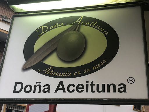 Doña Aceituna