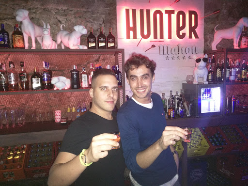 Hunter Bar Vigo