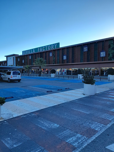 The BLOCK Factory & Outlet