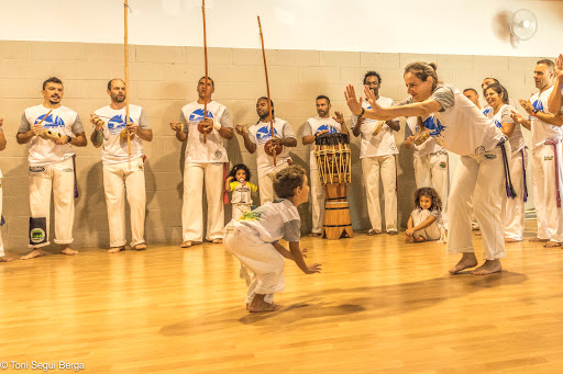 Algodão Capoeira Mallorca - Escuela de Capoeira